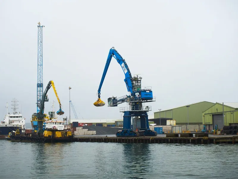 НПЗ и нефтехимзаводы (4)