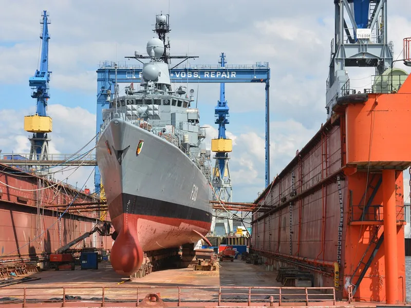 Судостроение и космические запуски (2)